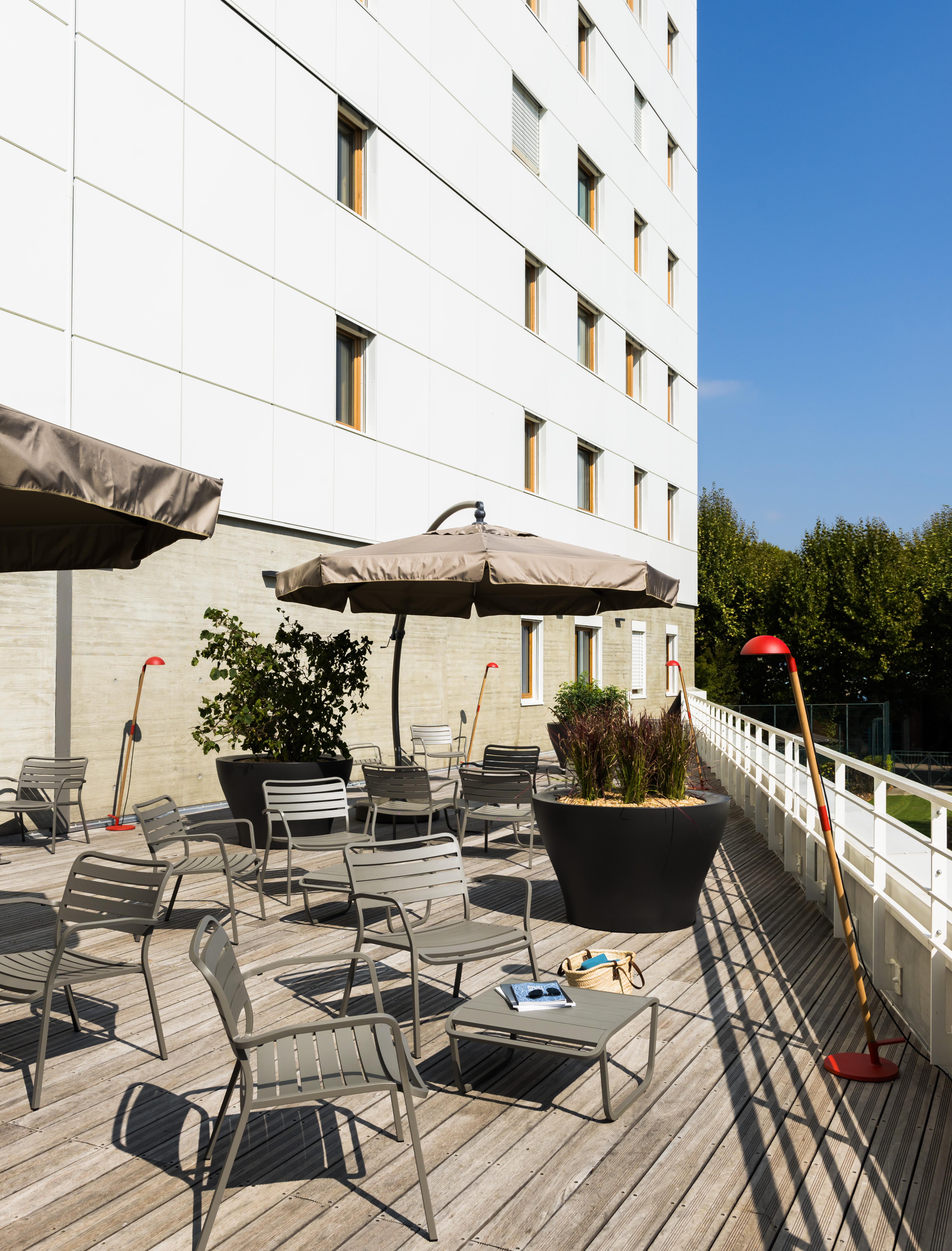 Okko Hotels Grenoble Jardin Hoche Zewnętrze zdjęcie